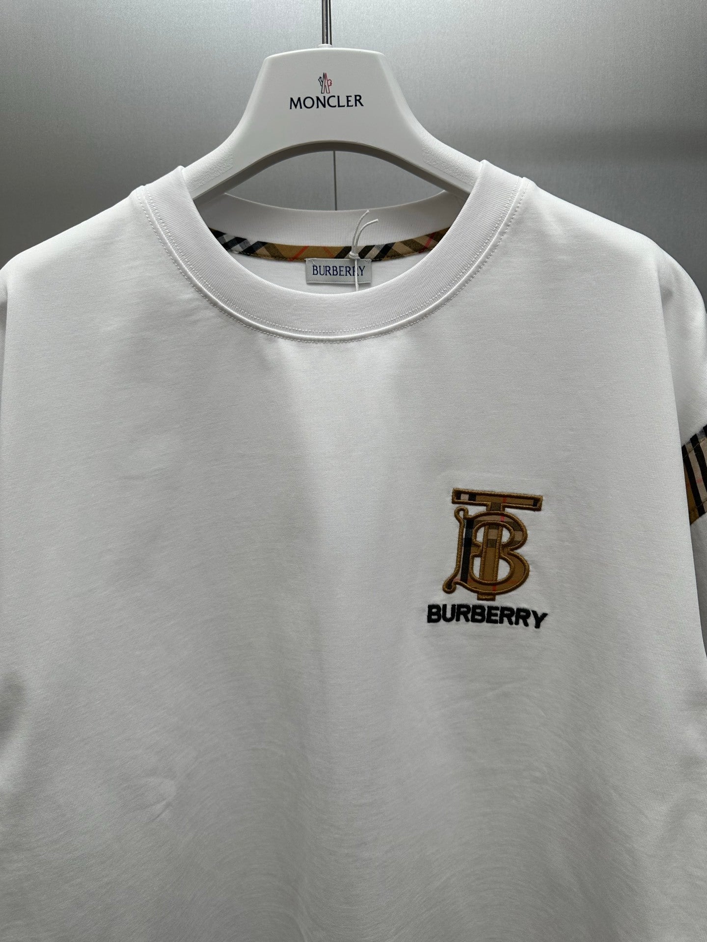 Burberry short-sleeved T-shirt