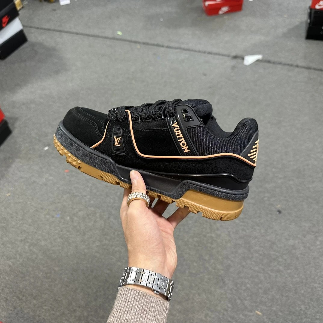 LV Trainer Maxi Sneaker