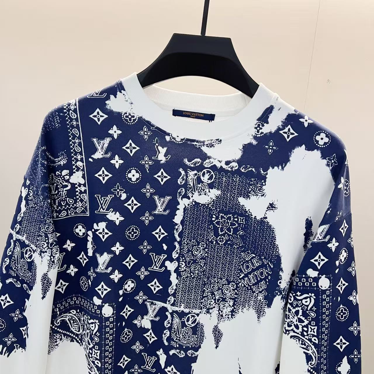Louis Vuitton Printed sweatshirt