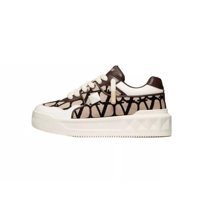 Valetineo Rockstud Untitled Sneaker