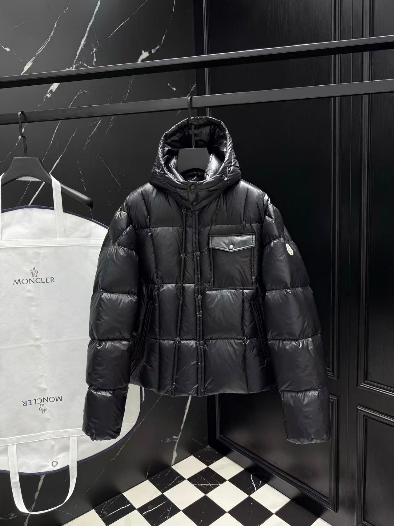 Moncler classic down jackets of high quality