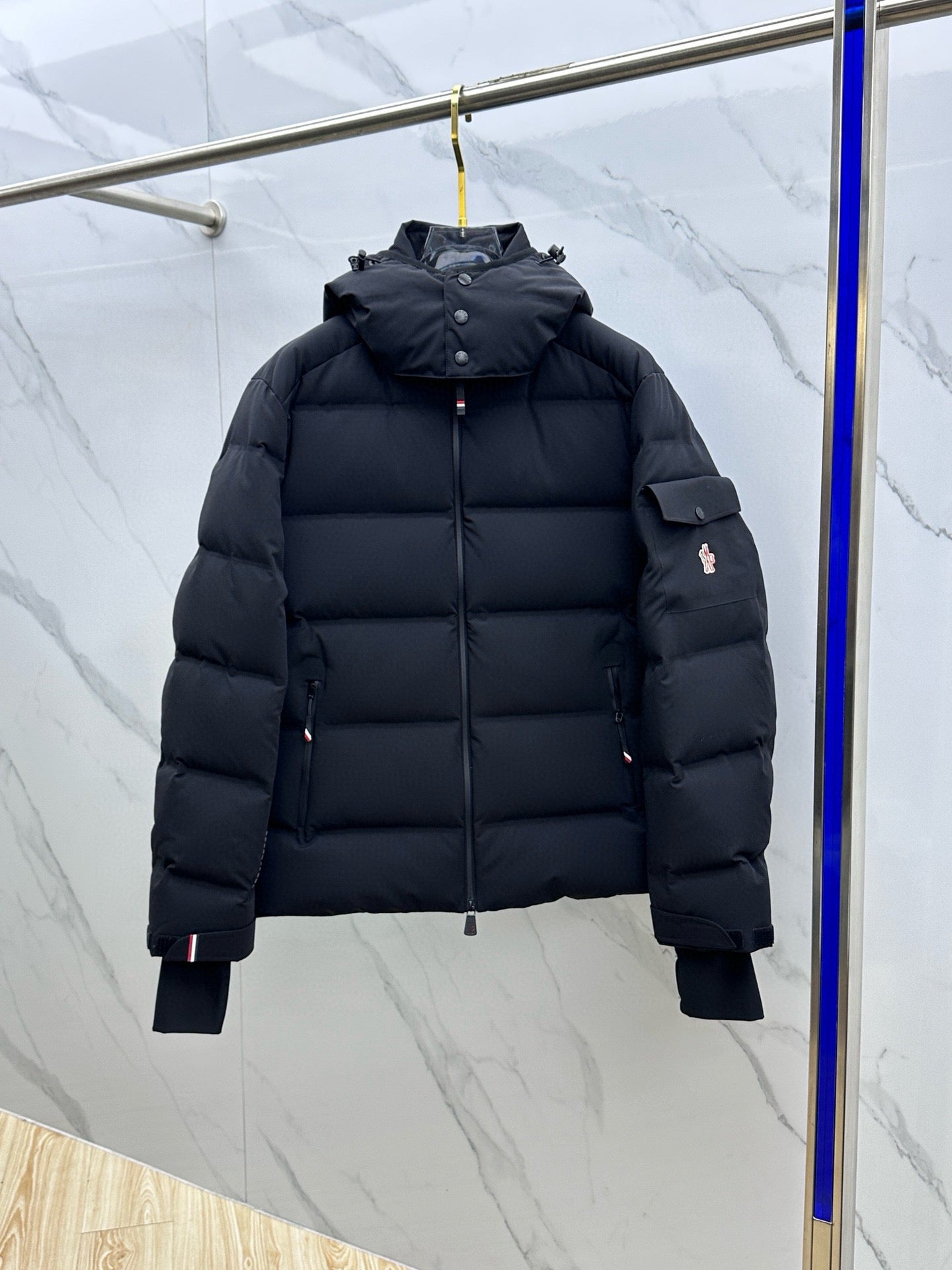 Moncler Grenoble laminated men's ski Down jacket