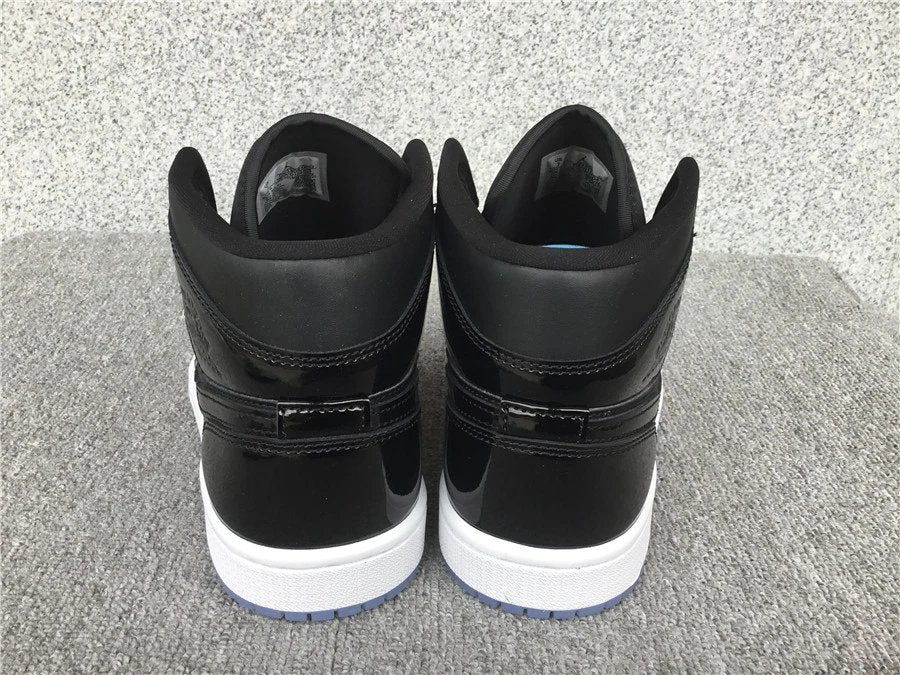 Air Jordan 1 Mid Space Jam A1