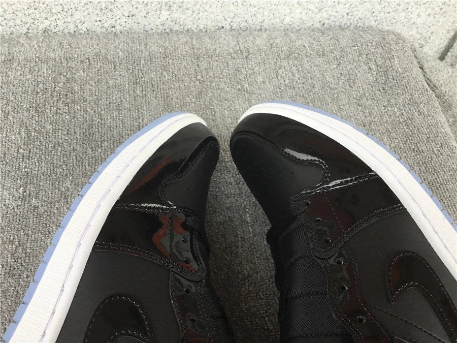Air Jordan 1 Mid Space Jam A1