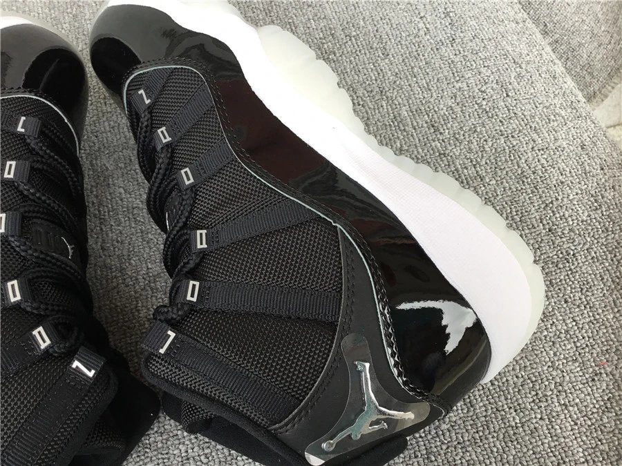 Air Jordan 11