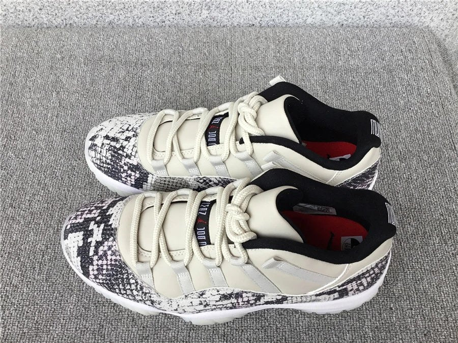 Air Jordan 11 Low