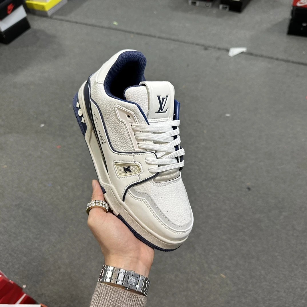 LV Trainer Sneaker