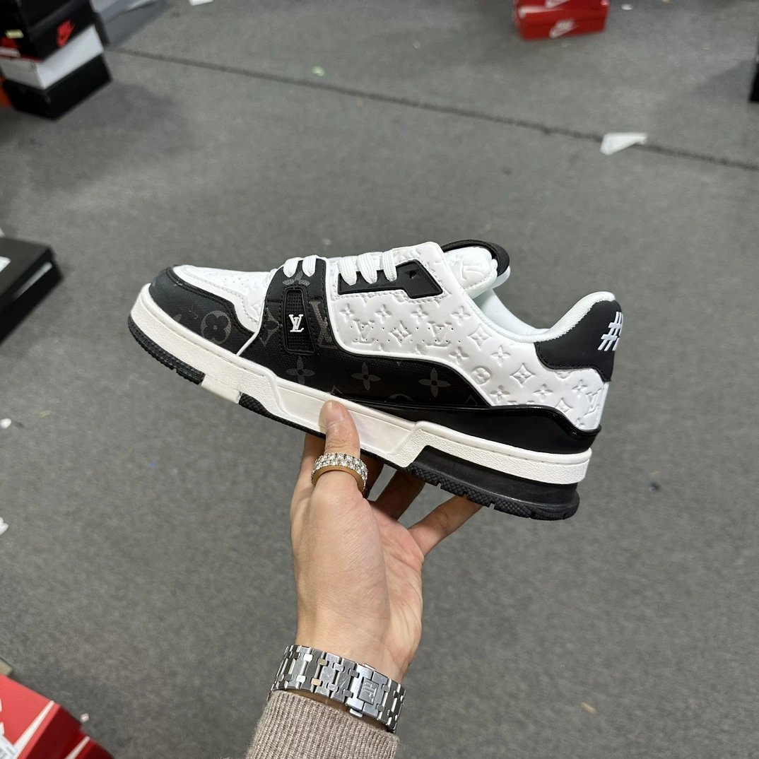 LV Trainer Sneaker