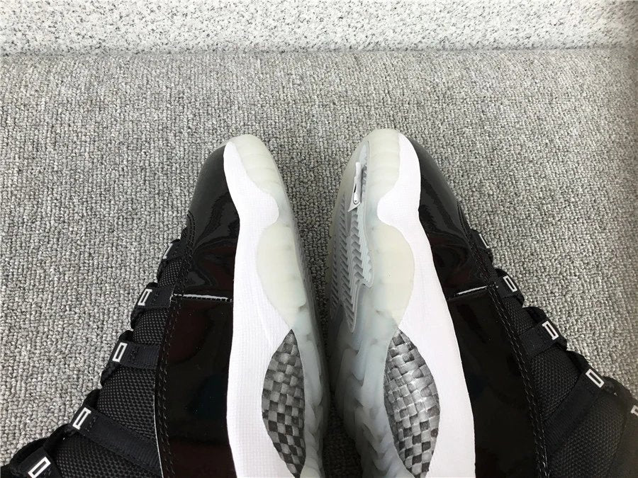 Air Jordan 11