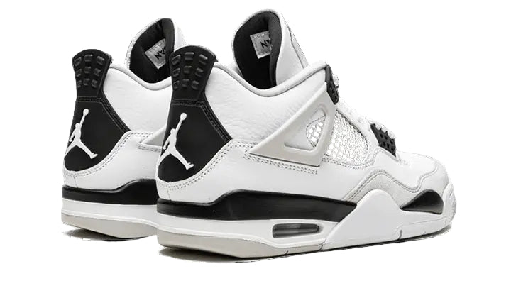 Air Jordan 4 Retro "Military Black"