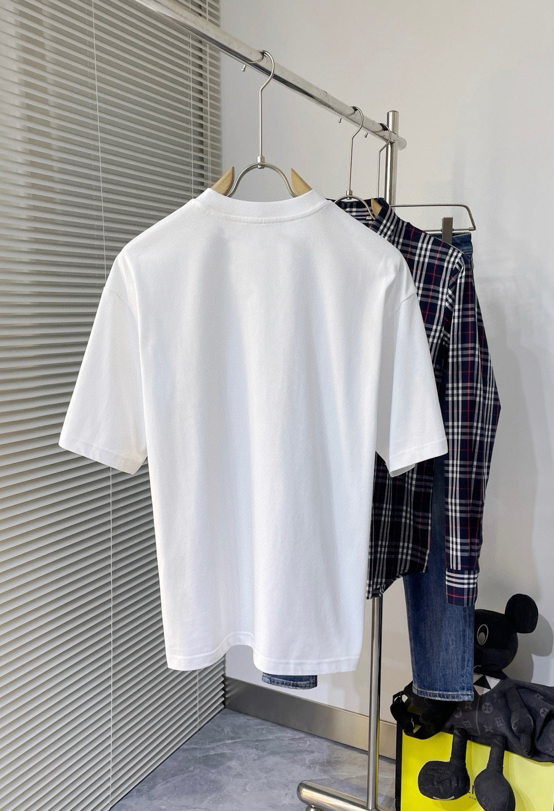 STONE ISLAND Black and White Short-Sleeved T-Shirt