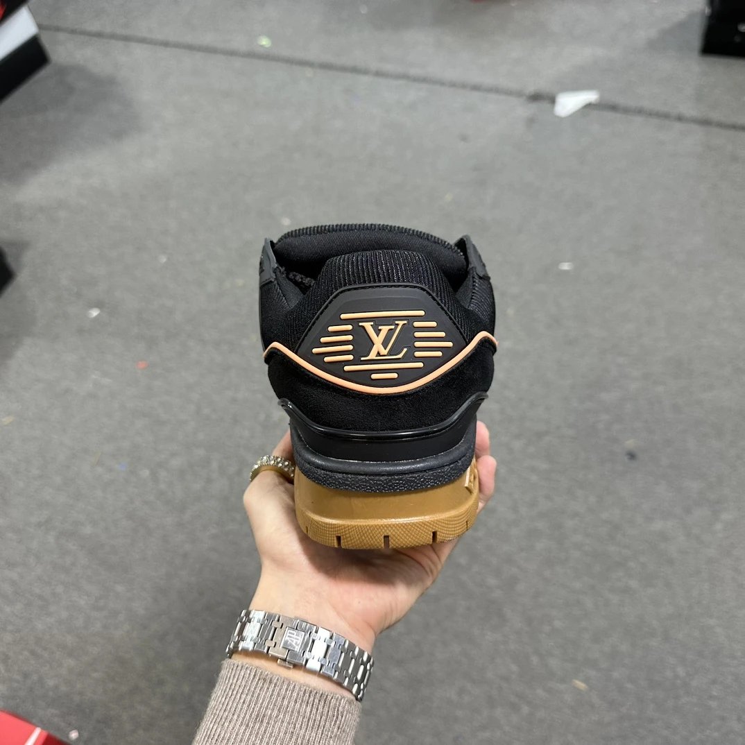 LV Trainer Maxi Sneaker