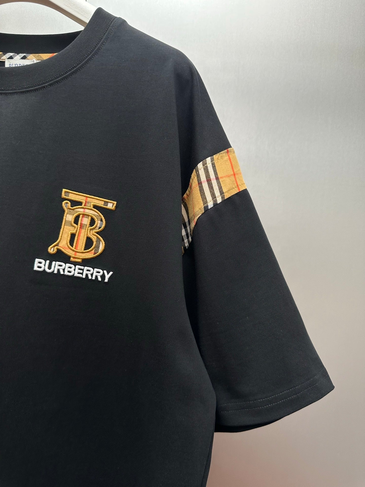 Burberry short-sleeved T-shirt