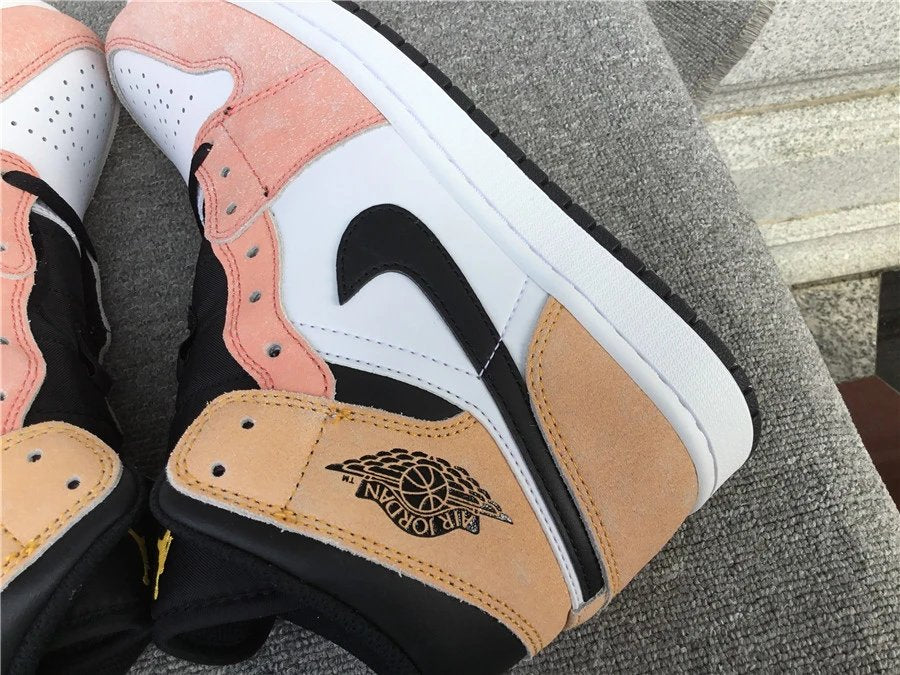 Air Jordan 1 Mid AJ1